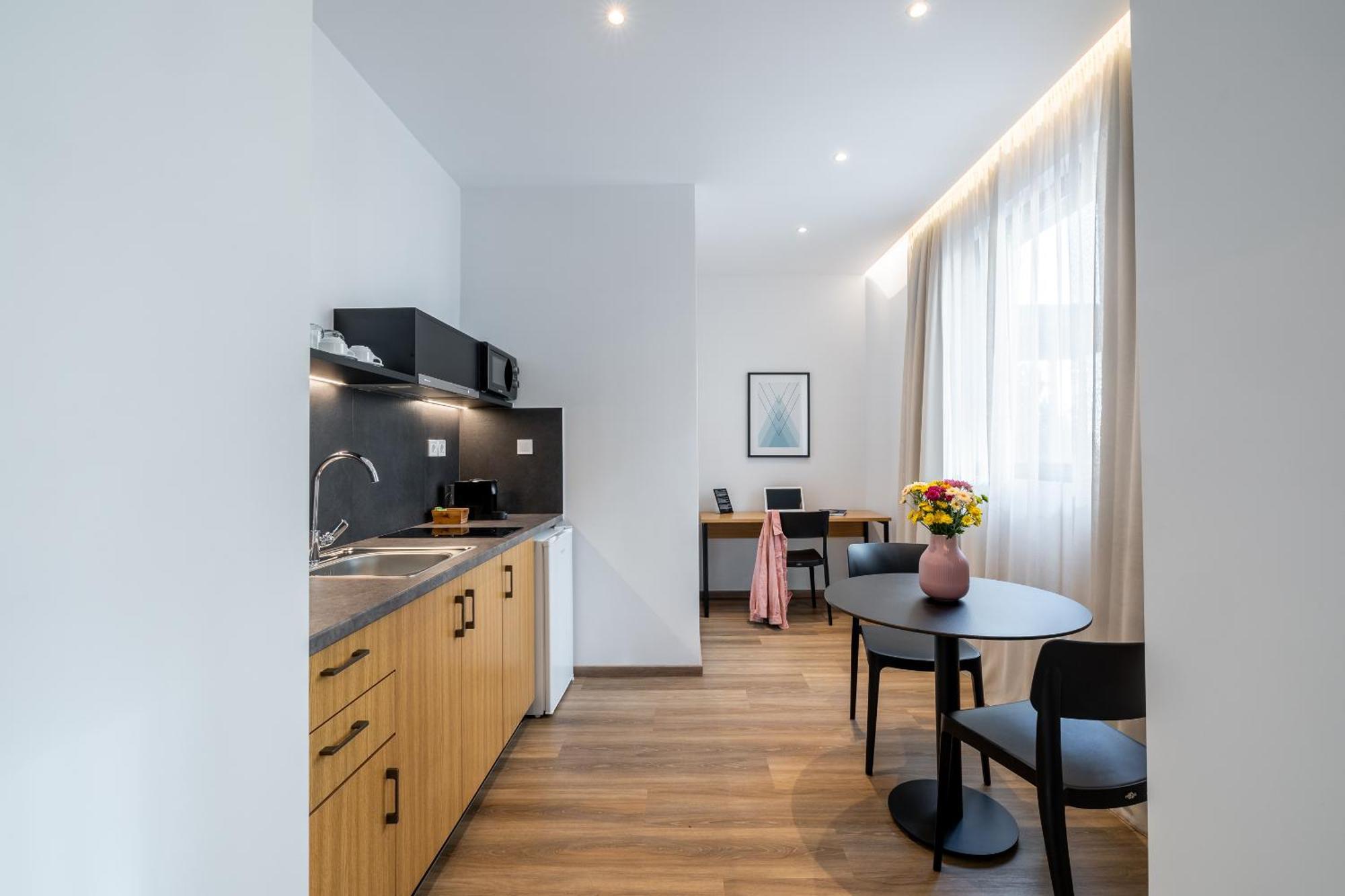 Ferienwohnung Pnoe Urban Living Athen Exterior foto